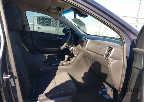 2020 Kia Sportage Lx z USA, uszkodzony, nr VIN KNDPM3AC2L7794363